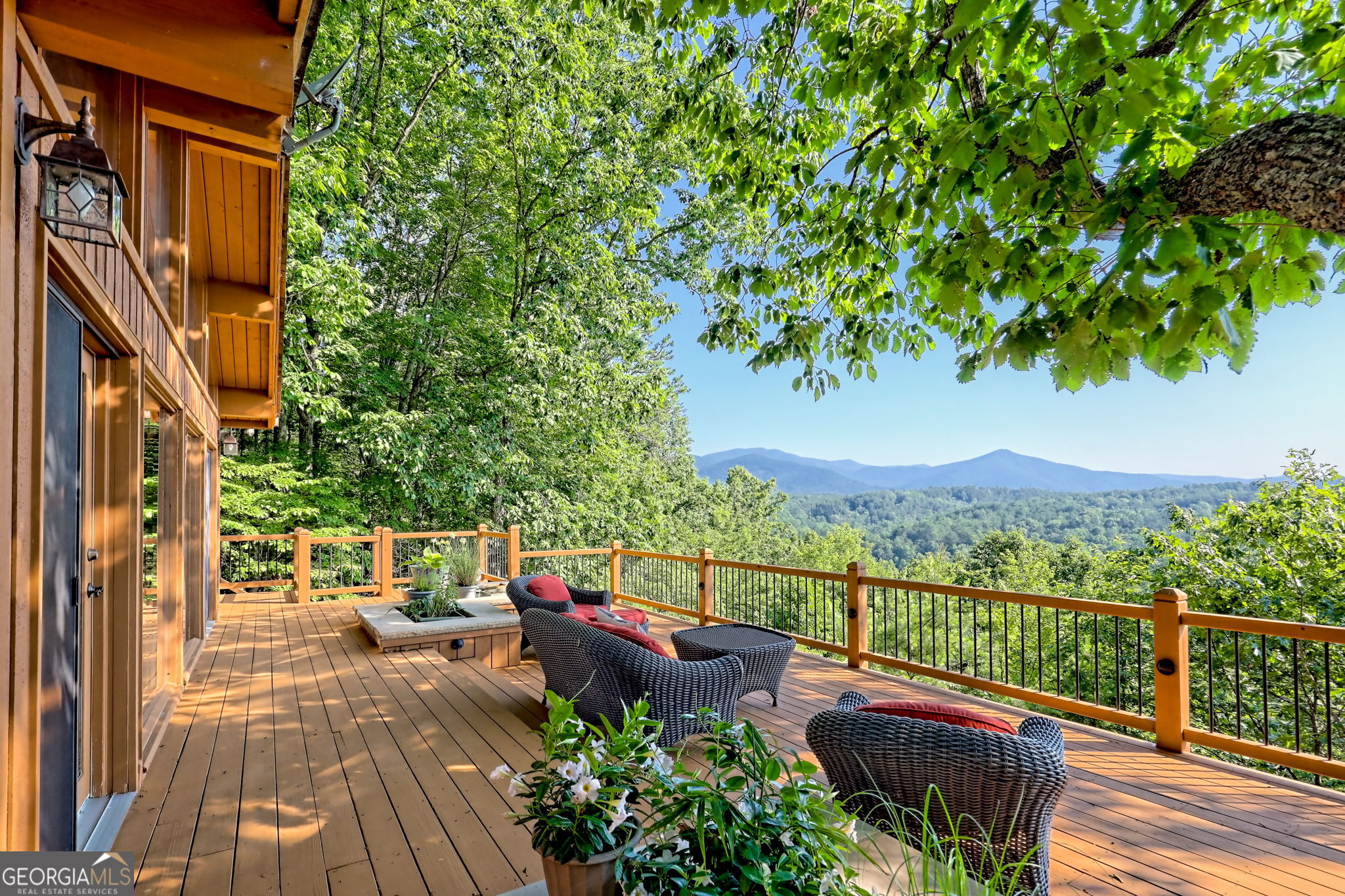 Sautee Nacoochee, Georgia 30571, United States, 3 Bedrooms Bedrooms, ,2 BathroomsBathrooms,Residential,Active,132955