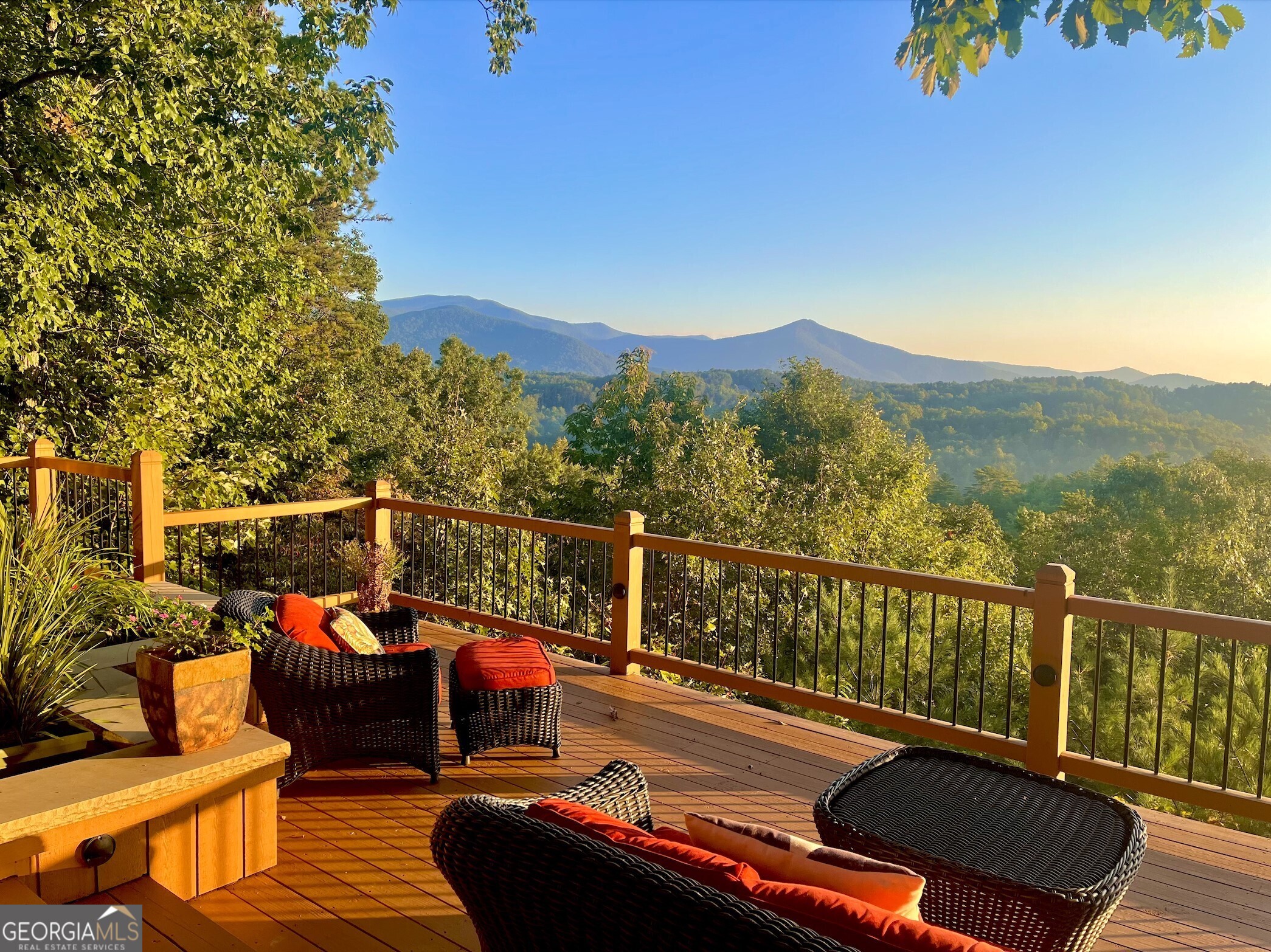 Sautee Nacoochee, Georgia 30571, United States, 3 Bedrooms Bedrooms, ,2 BathroomsBathrooms,Residential,Active,132955