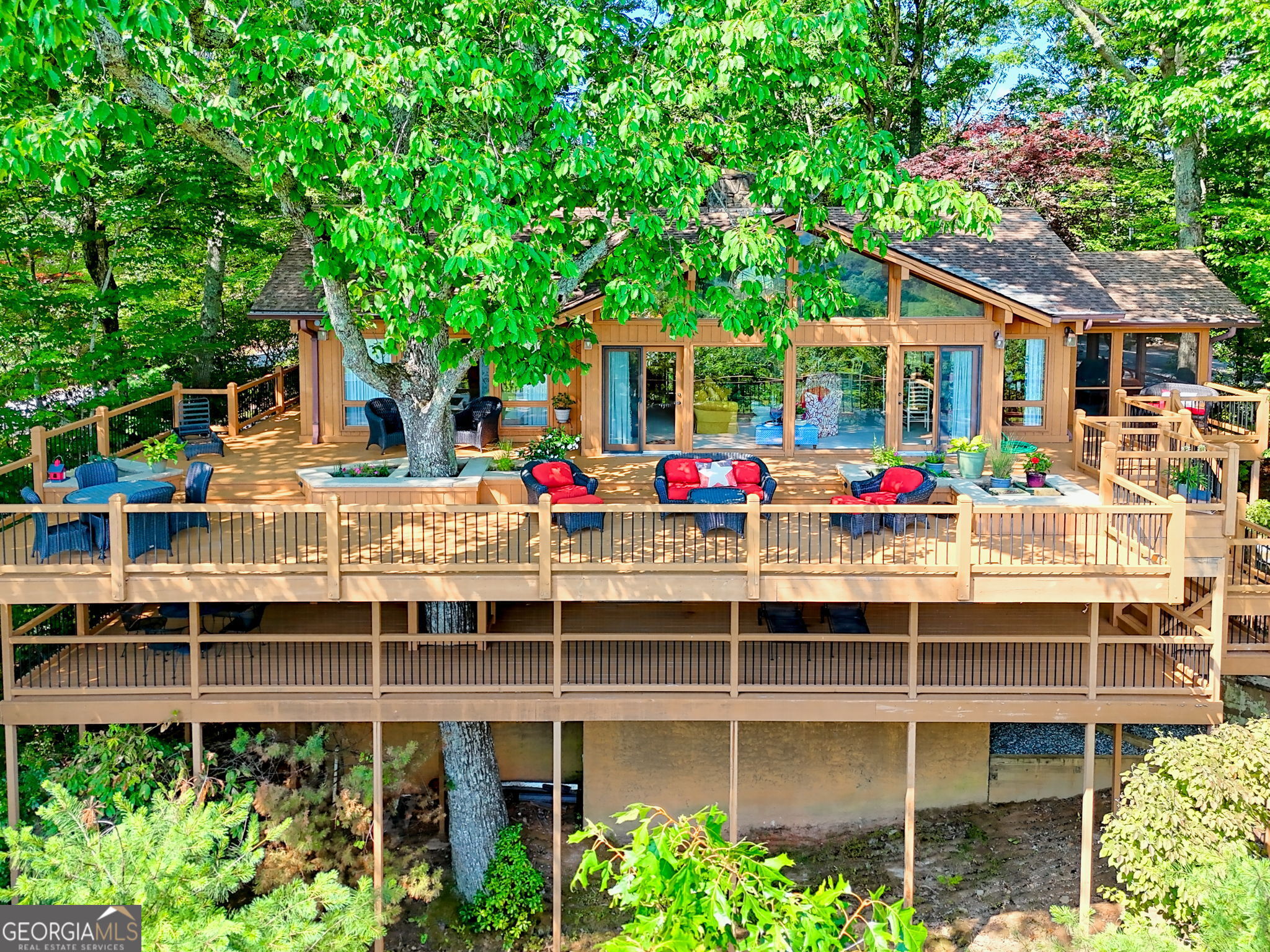 Sautee Nacoochee, Georgia 30571, United States, 3 Bedrooms Bedrooms, ,2 BathroomsBathrooms,Residential,Active,132955