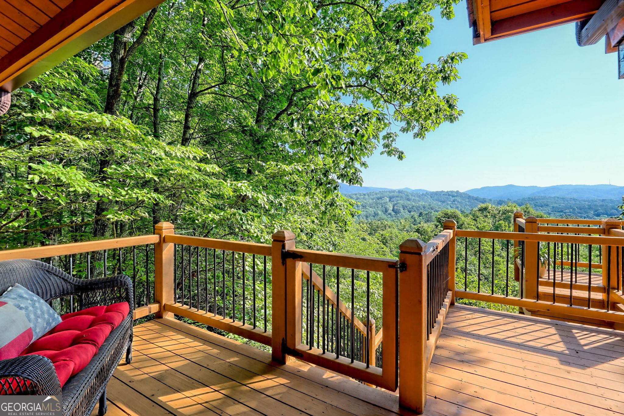 Sautee Nacoochee, Georgia 30571, United States, 3 Bedrooms Bedrooms, ,2 BathroomsBathrooms,Residential,Active,132955