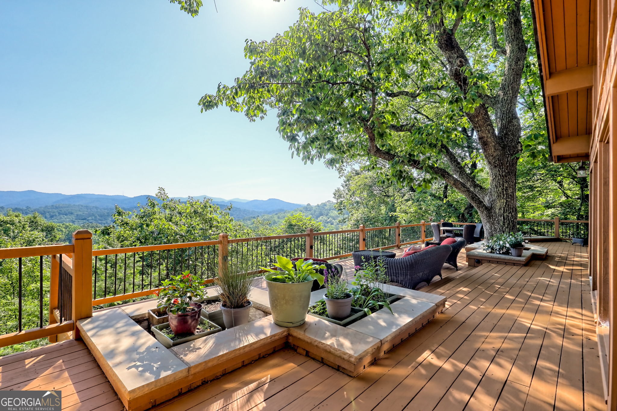 Sautee Nacoochee, Georgia 30571, United States, 3 Bedrooms Bedrooms, ,2 BathroomsBathrooms,Residential,Active,132955