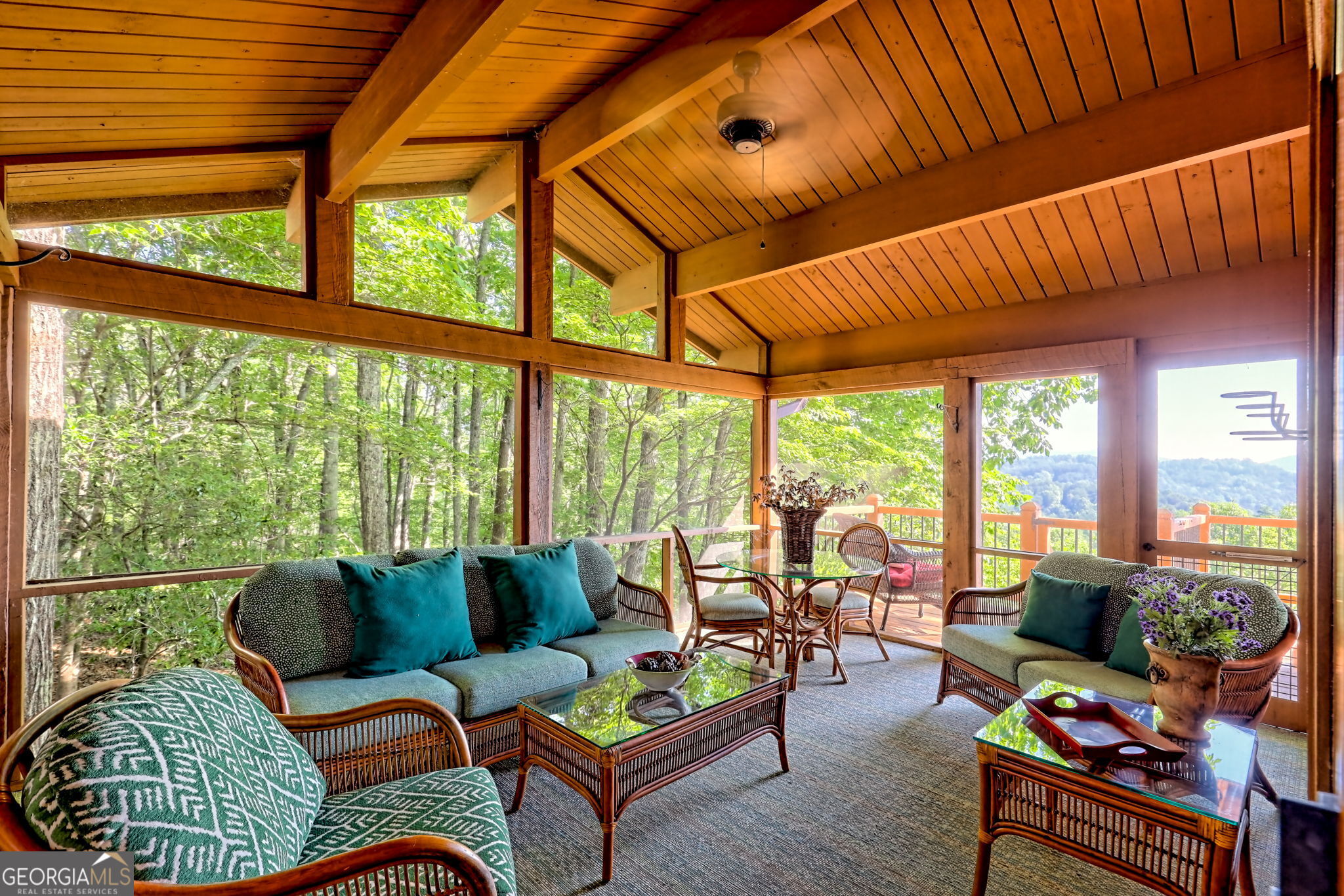 Sautee Nacoochee, Georgia 30571, United States, 3 Bedrooms Bedrooms, ,2 BathroomsBathrooms,Residential,Active,132955