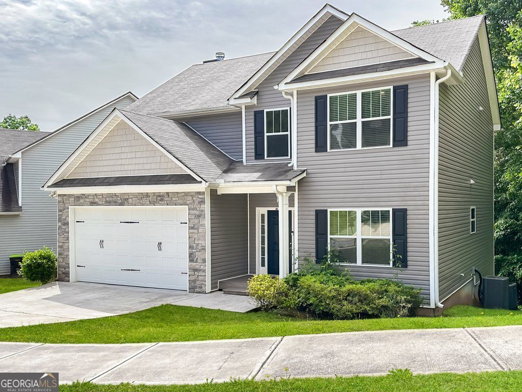 415 Fieldcrest DR
