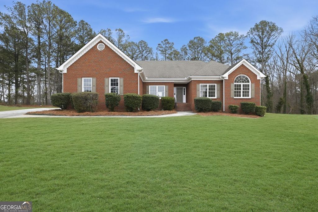 Photo of 1554 Beaver Creek Lane, Snellville, GA 30078 (MLS # 10698487)