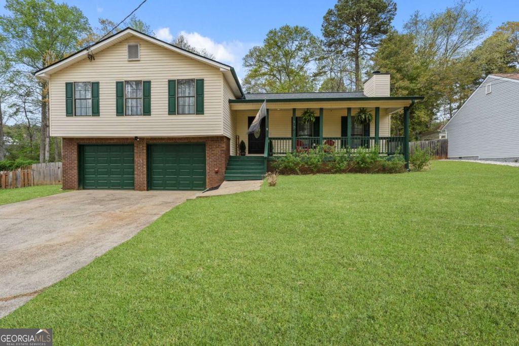 Photo of 6741 Fairway Ridge Drive, Douglasville, GA 30134 (MLS # 10719060)