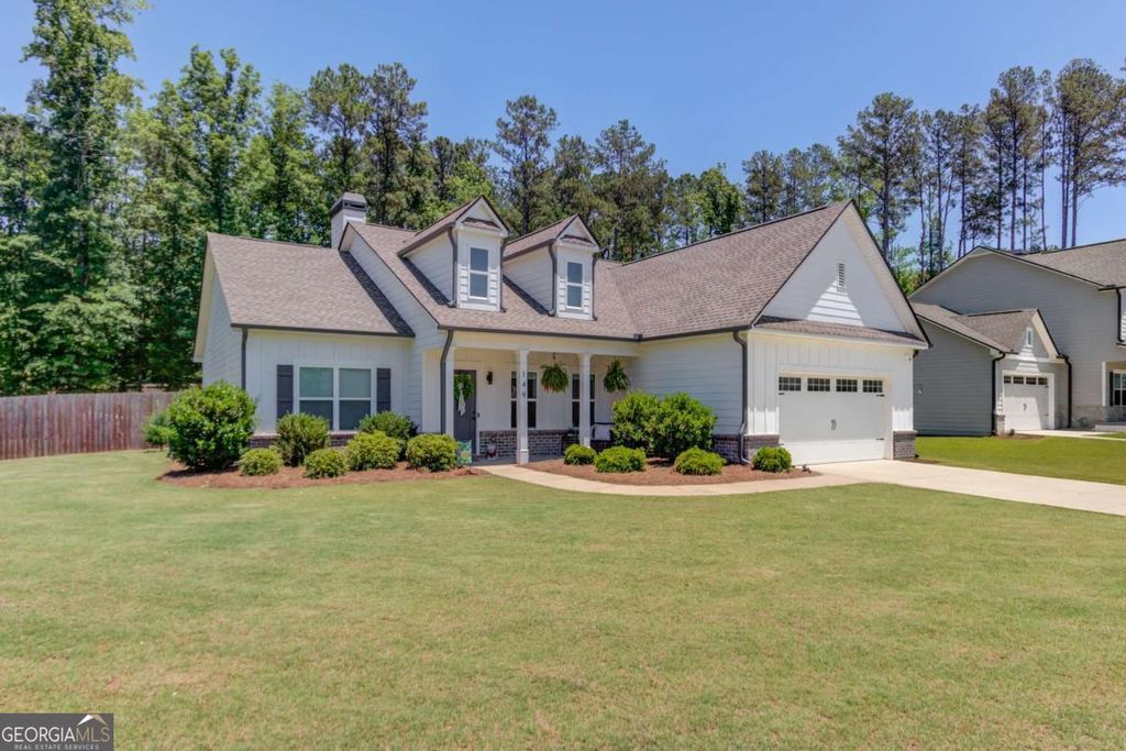 Photo of 149 Manor Drive, Hull, GA 30646 (MLS # 10779091)