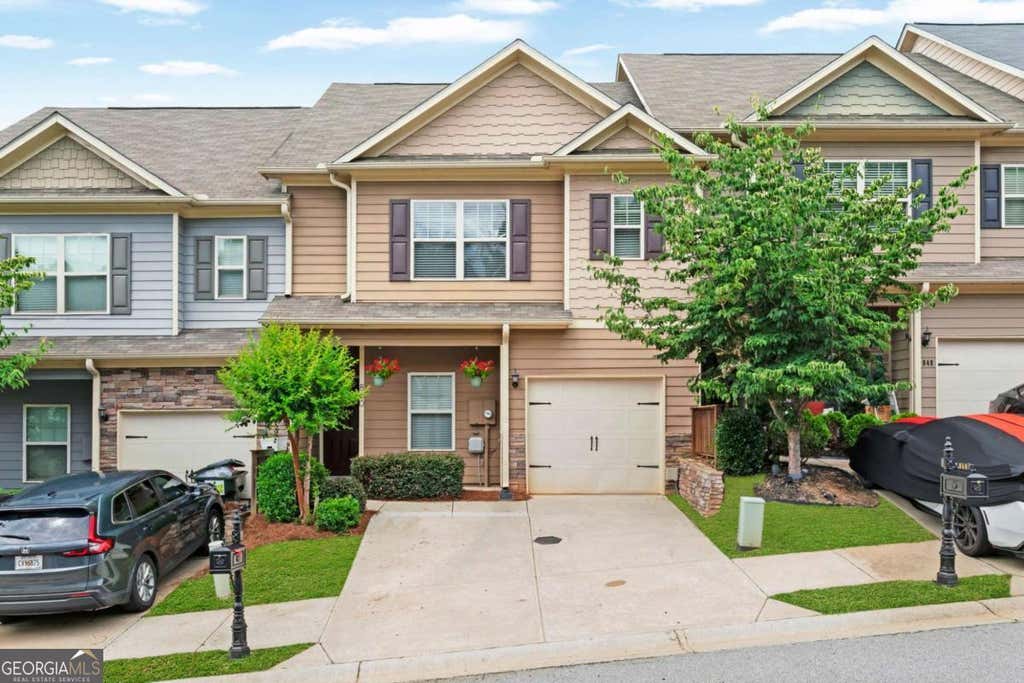 Photo of 850 Ash Street, Canton, GA 30114 (MLS # 10820016)