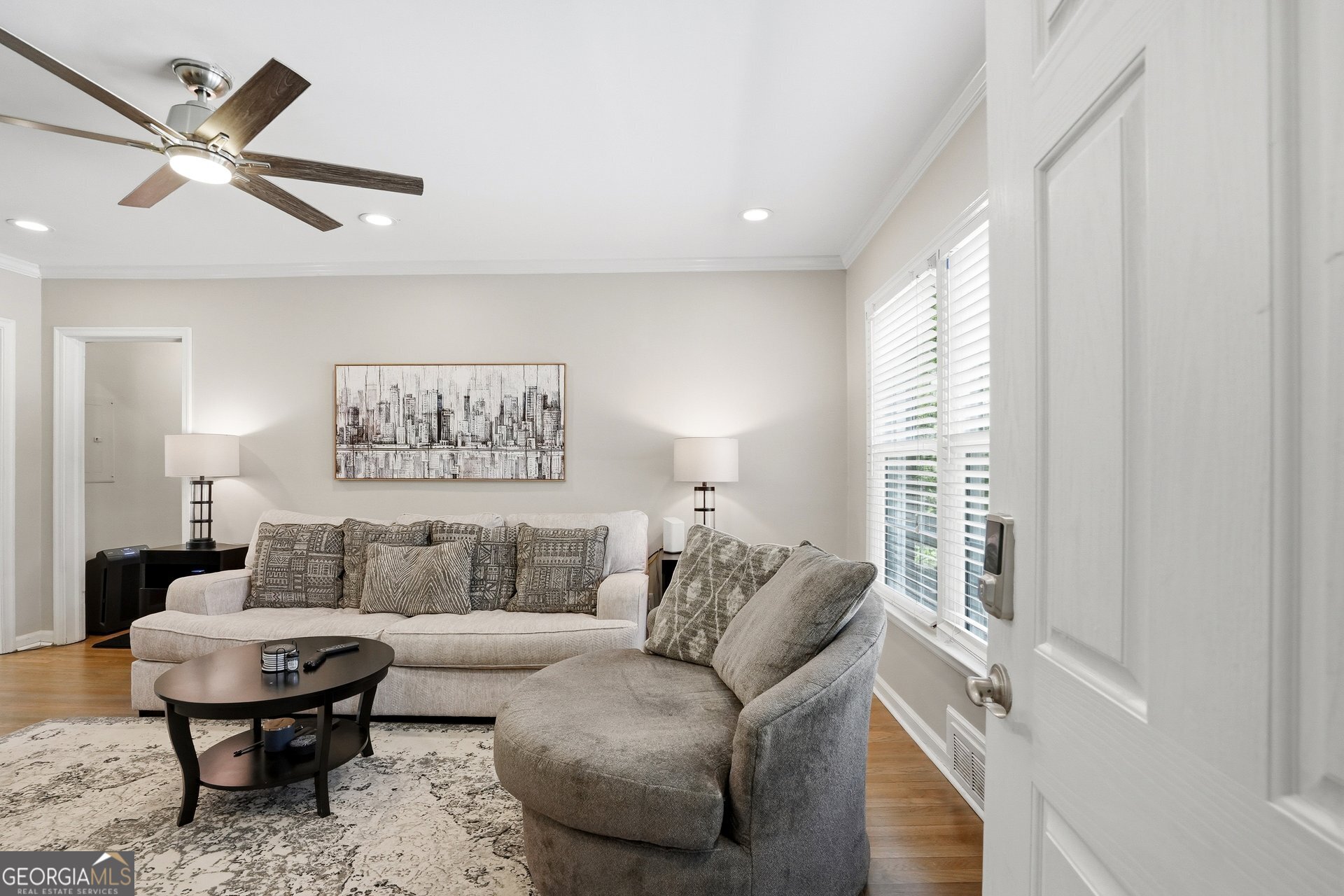 3669 Peachtree RD NE 3B