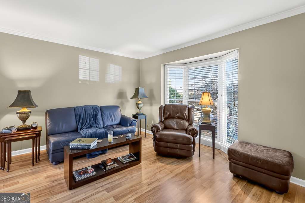 136 Peachtree Memorial DR NW 7-10