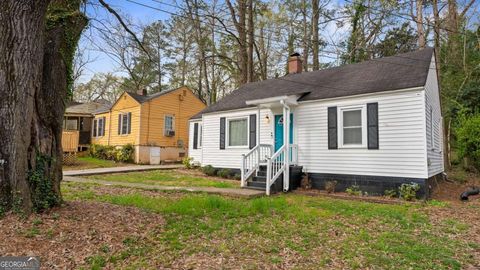 Photo of 1337 Westmont Road SW, Atlanta, GA 30311 (MLS # 10697883)