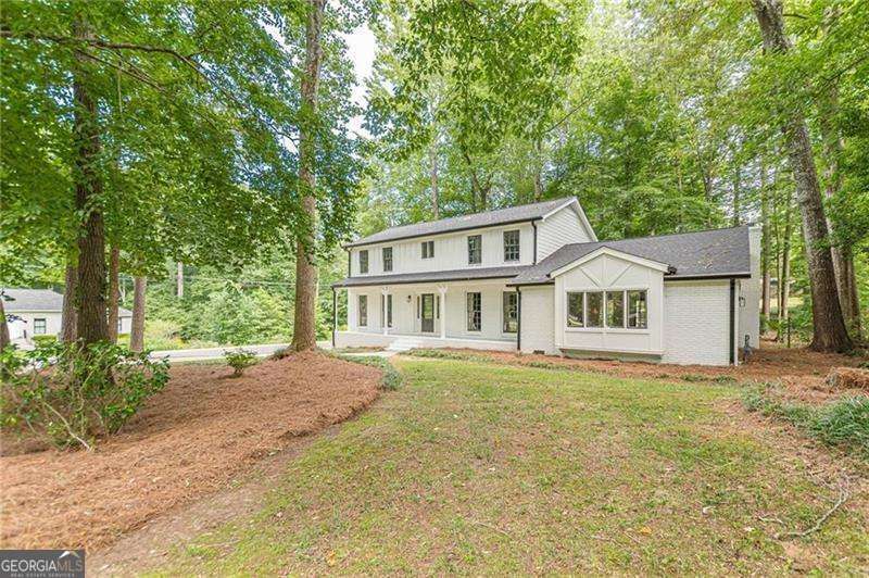 418 MOCKINGBIRD LN