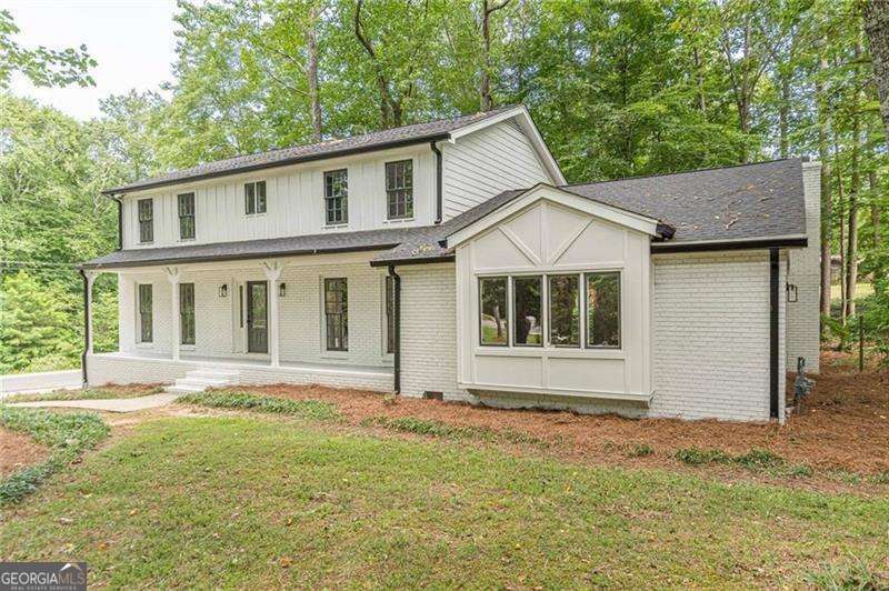 418 MOCKINGBIRD LN