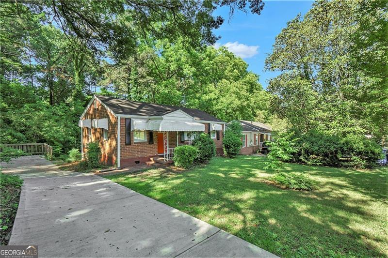 2576 Godfrey DR