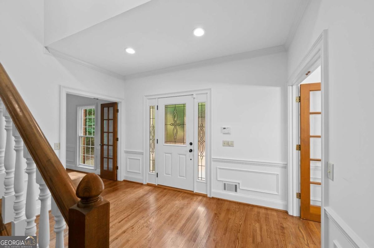 9335 Huntcliff TRCE