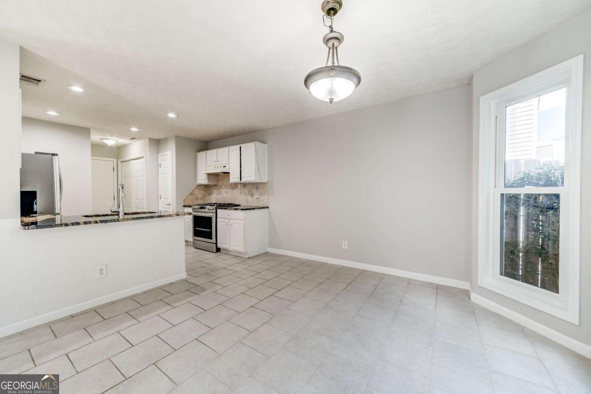 Avensong - Residential Lease