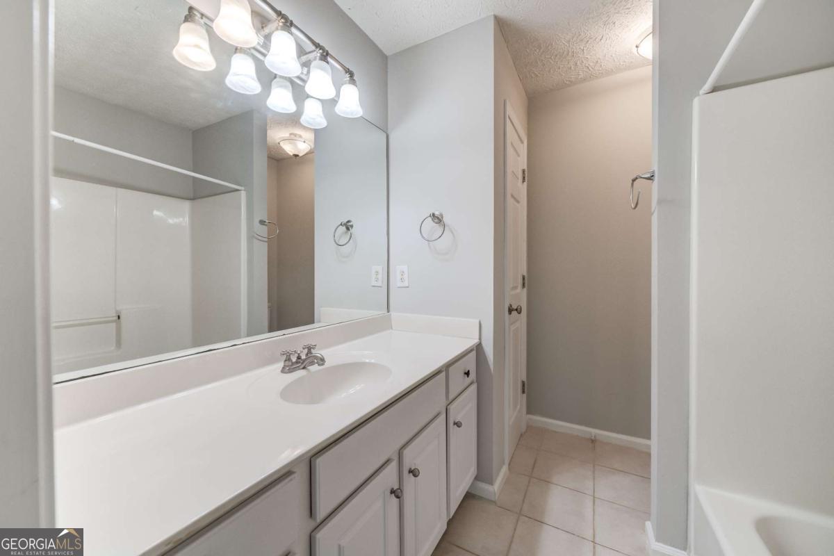 Avensong - Residential Lease