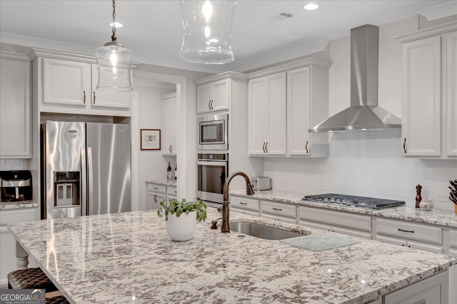 Acworth, Georgia 30101, United States, 3 Bedrooms Bedrooms, ,3 BathroomsBathrooms,Residential,Active,113490