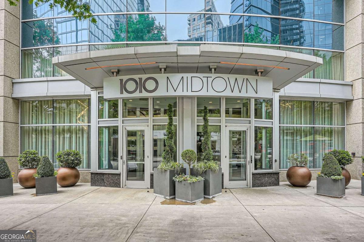 1080 Peachtree ST NE 1309