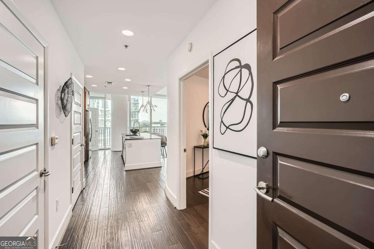 1080 Peachtree ST NE 1309