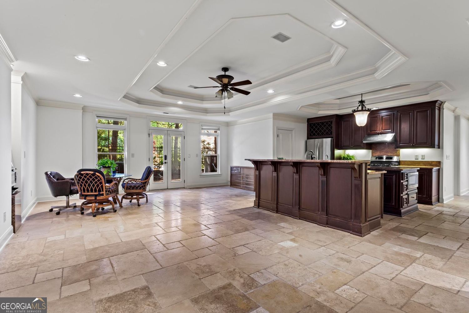 WINDWARD - Residential