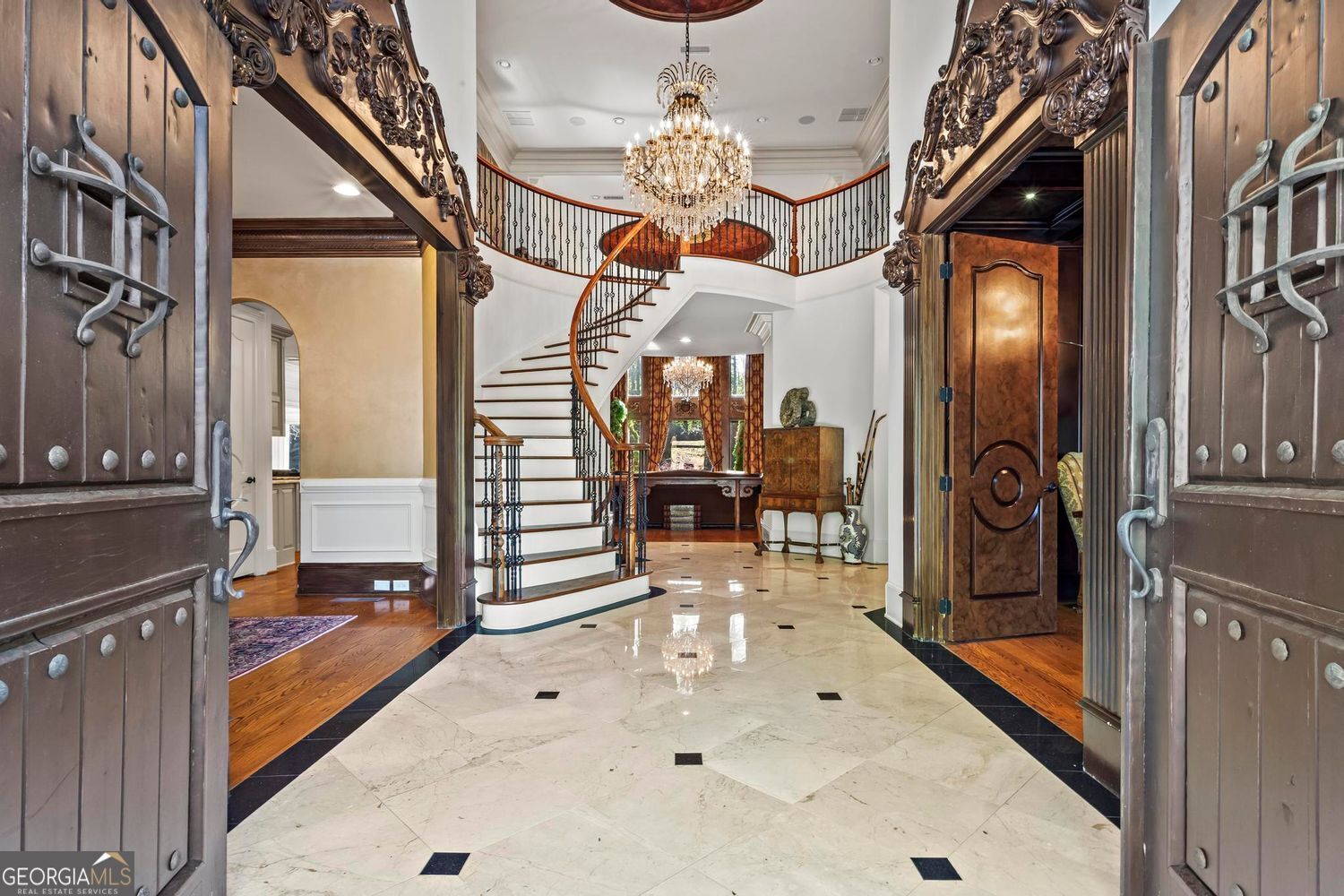 2120 Blackheath TRCE