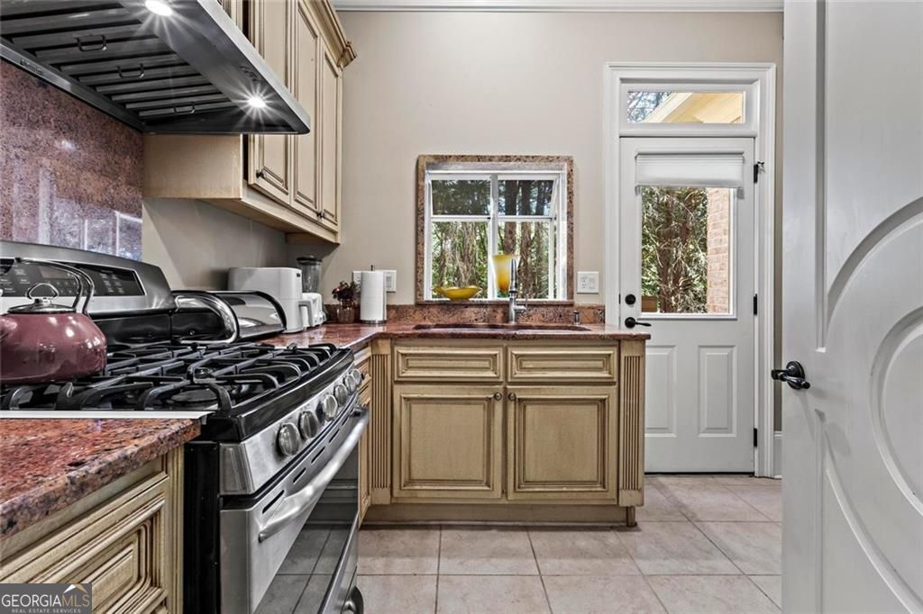 Alpharetta, Georgia 30005, United States, 6 Bedrooms Bedrooms, ,9 BathroomsBathrooms,Residential,Active,112380