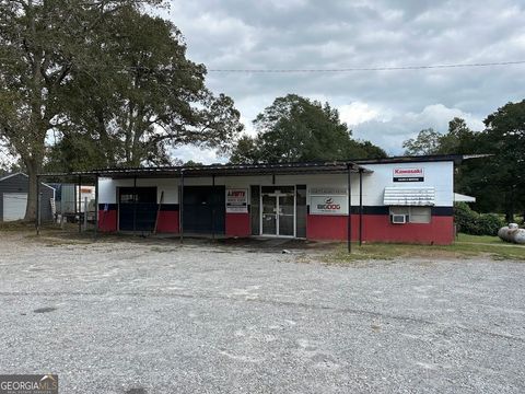 Photo of 1788 Georgia 100 Hwy S, Bowdon, GA 30108 (MLS # 10630187) Photo of 1788 Georgia 100 Hwy S, Bowdon, GA 30108 (MLS # 10630187)