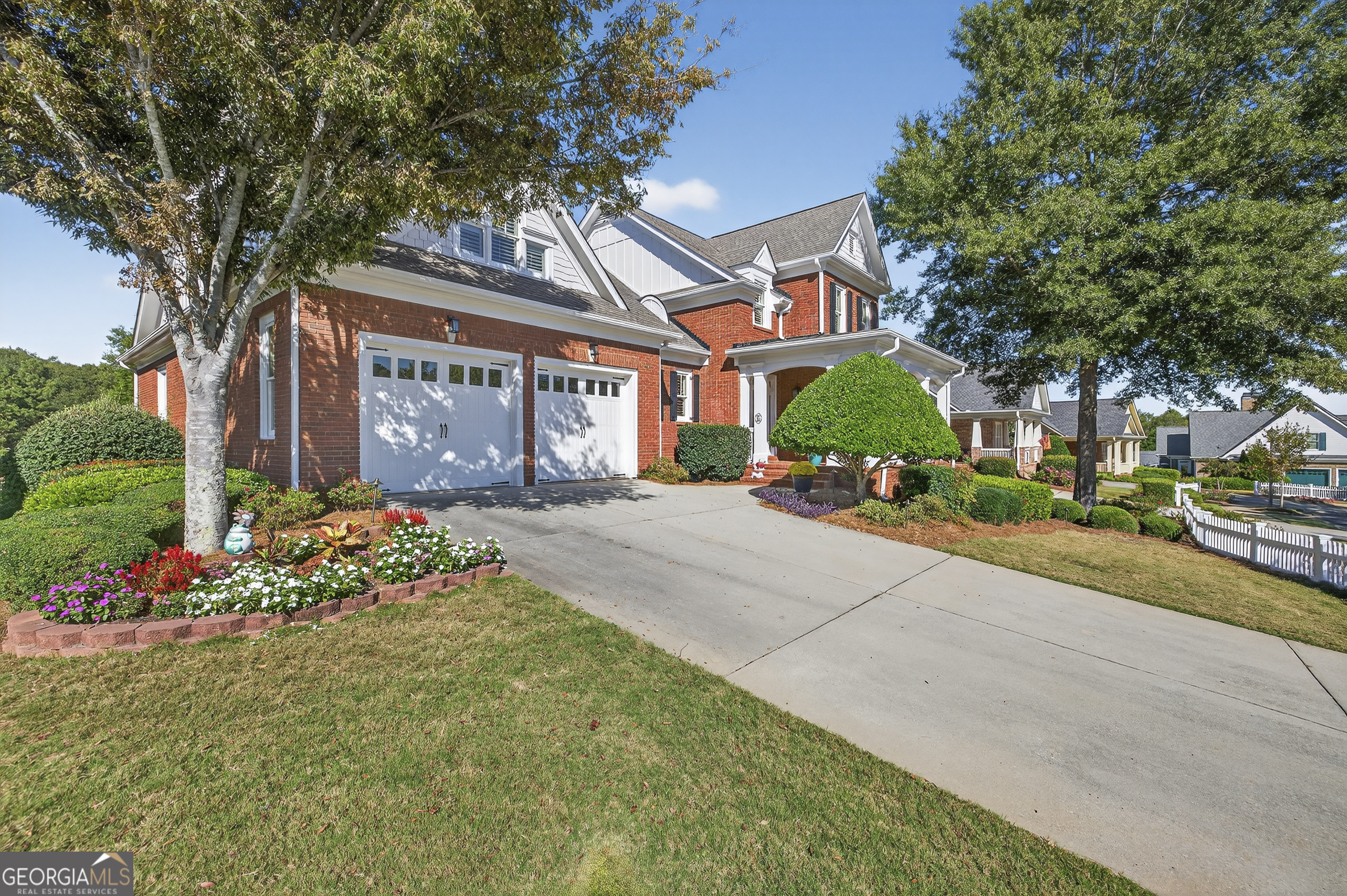 675 Garden CIR