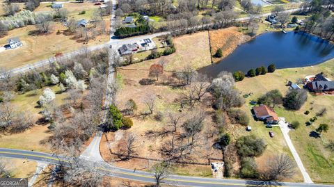 101 Hills Bridge RD Fayetteville GA 30215