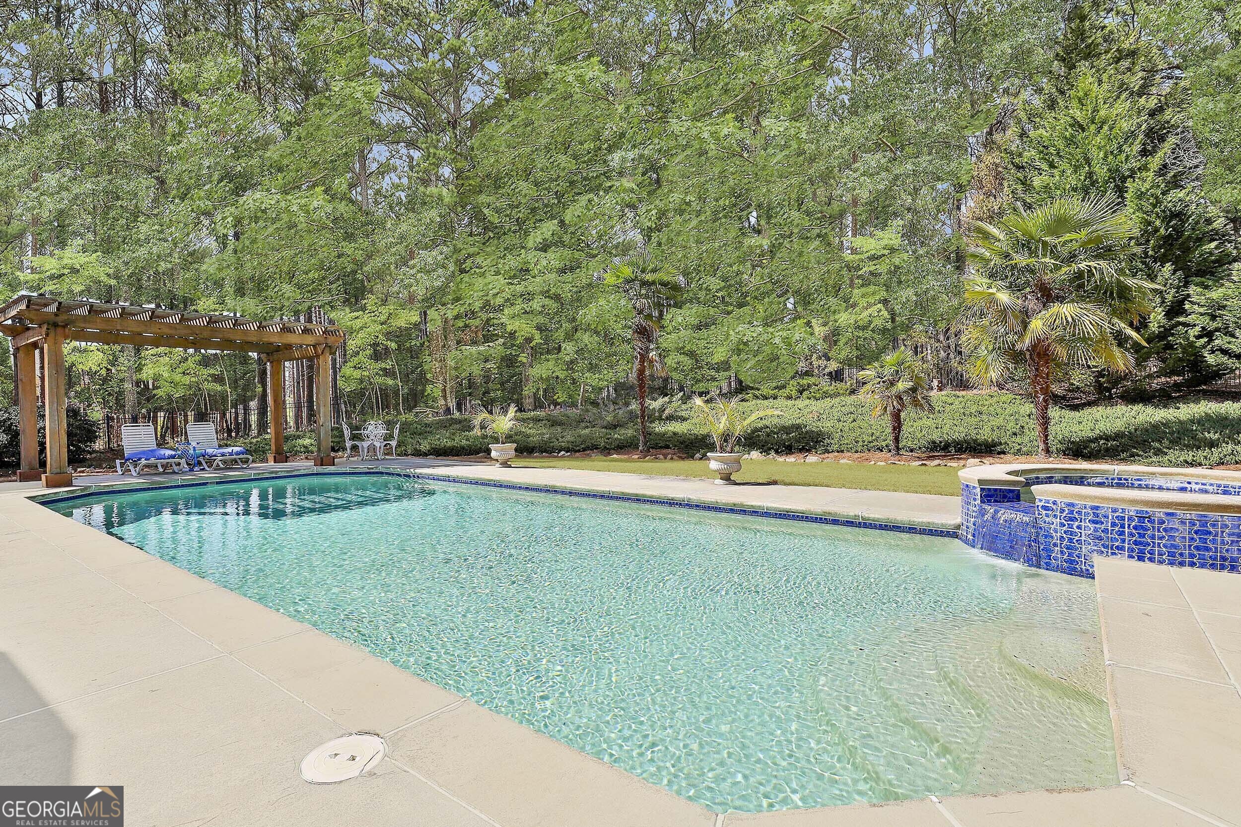 Tyrone, Georgia 30290, United States, 5 Bedrooms Bedrooms, ,7 BathroomsBathrooms,Residential,Active,123340