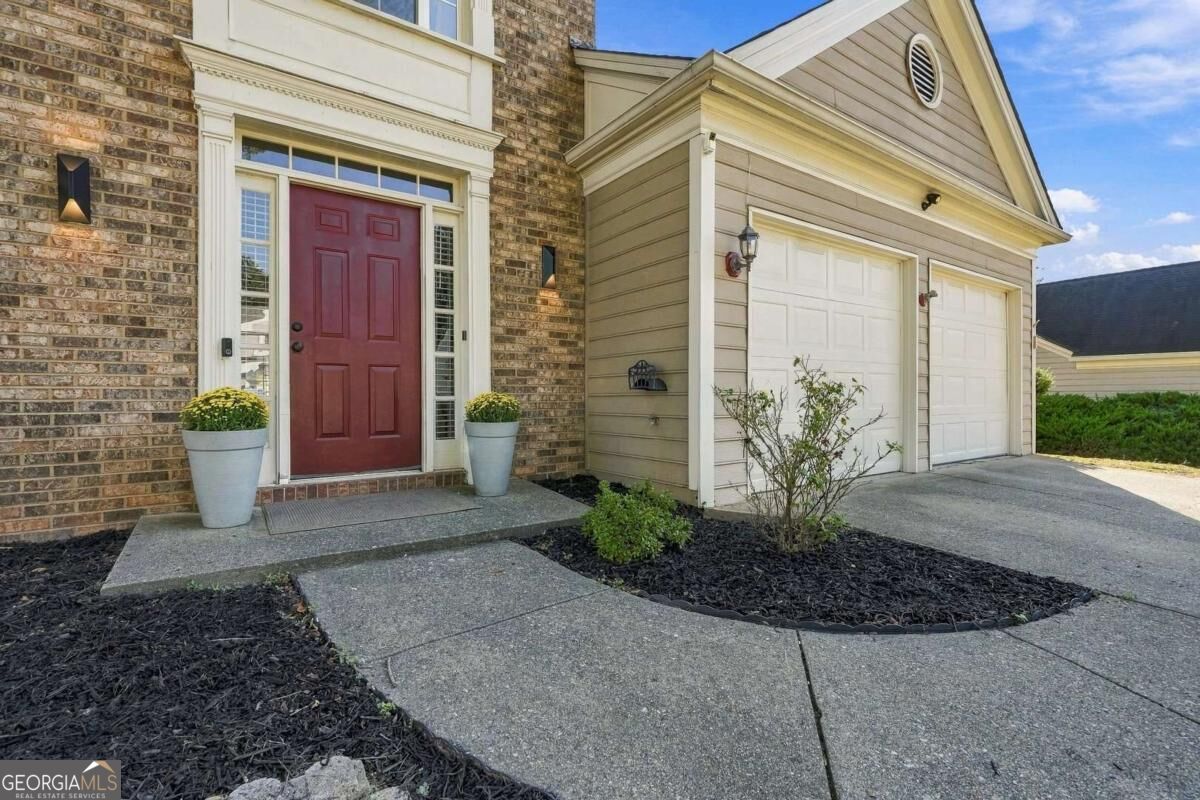 3435 Lakeheath DR