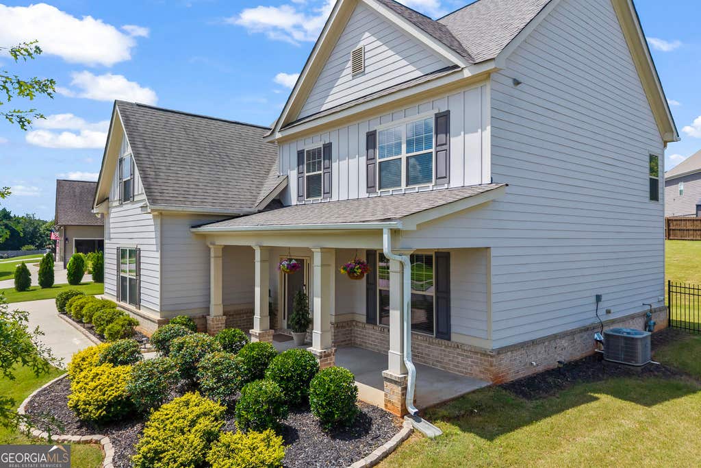 Photo of 1515 Highland Creek Drive, Monroe, GA 30656 (MLS # 10826694)