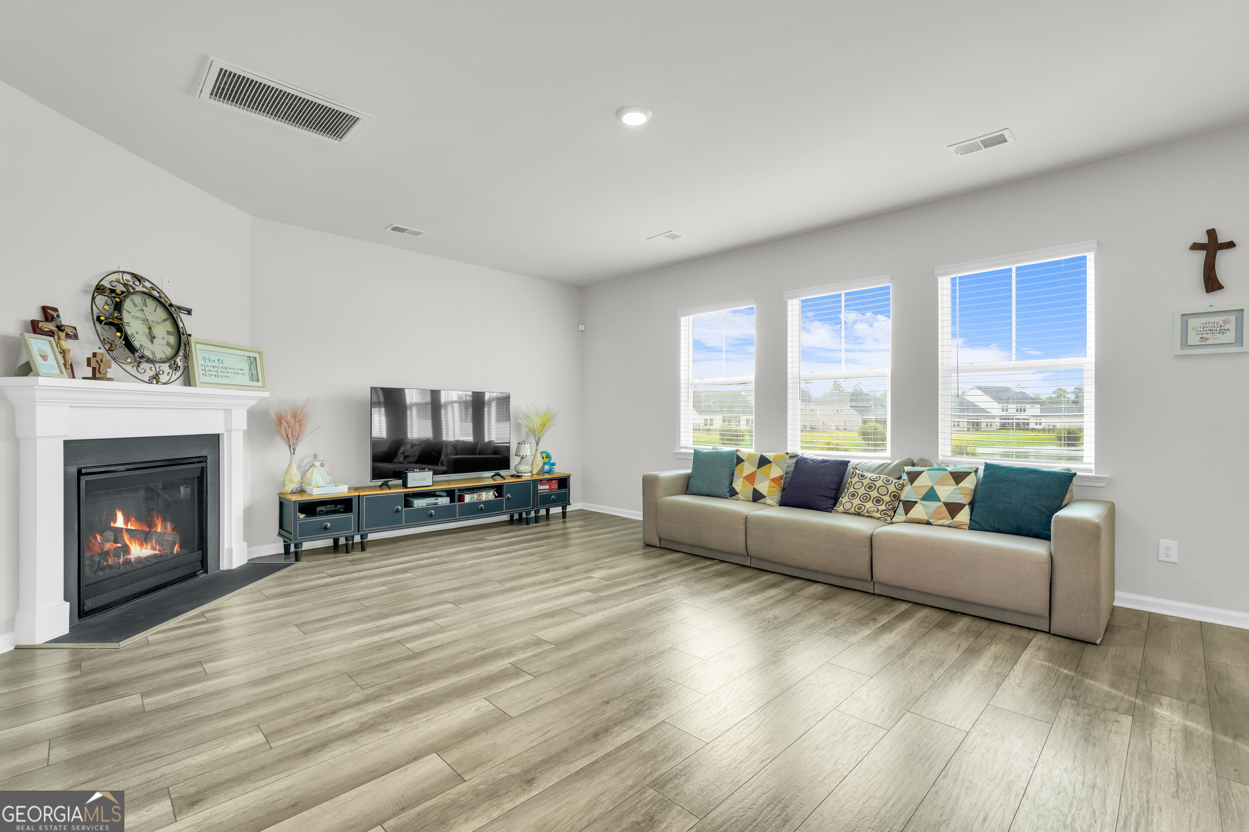 111 Williams DR