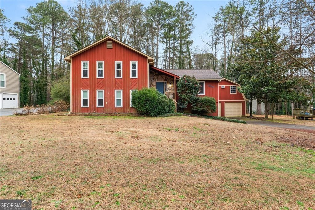 Photo of 2550 Alberta Lane, Marietta, GA 30062 (MLS # 10670636)