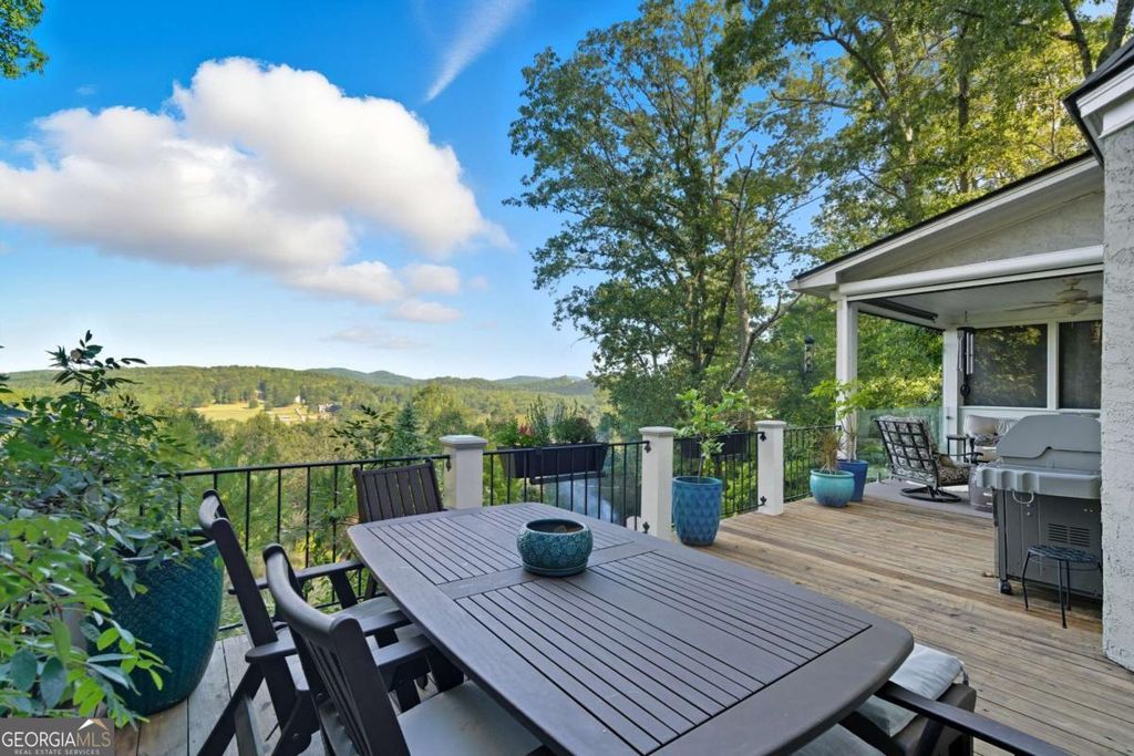 Photo of 23 Vista Woods Lane SE, Cartersville, GA 30120 (MLS # 10735375)