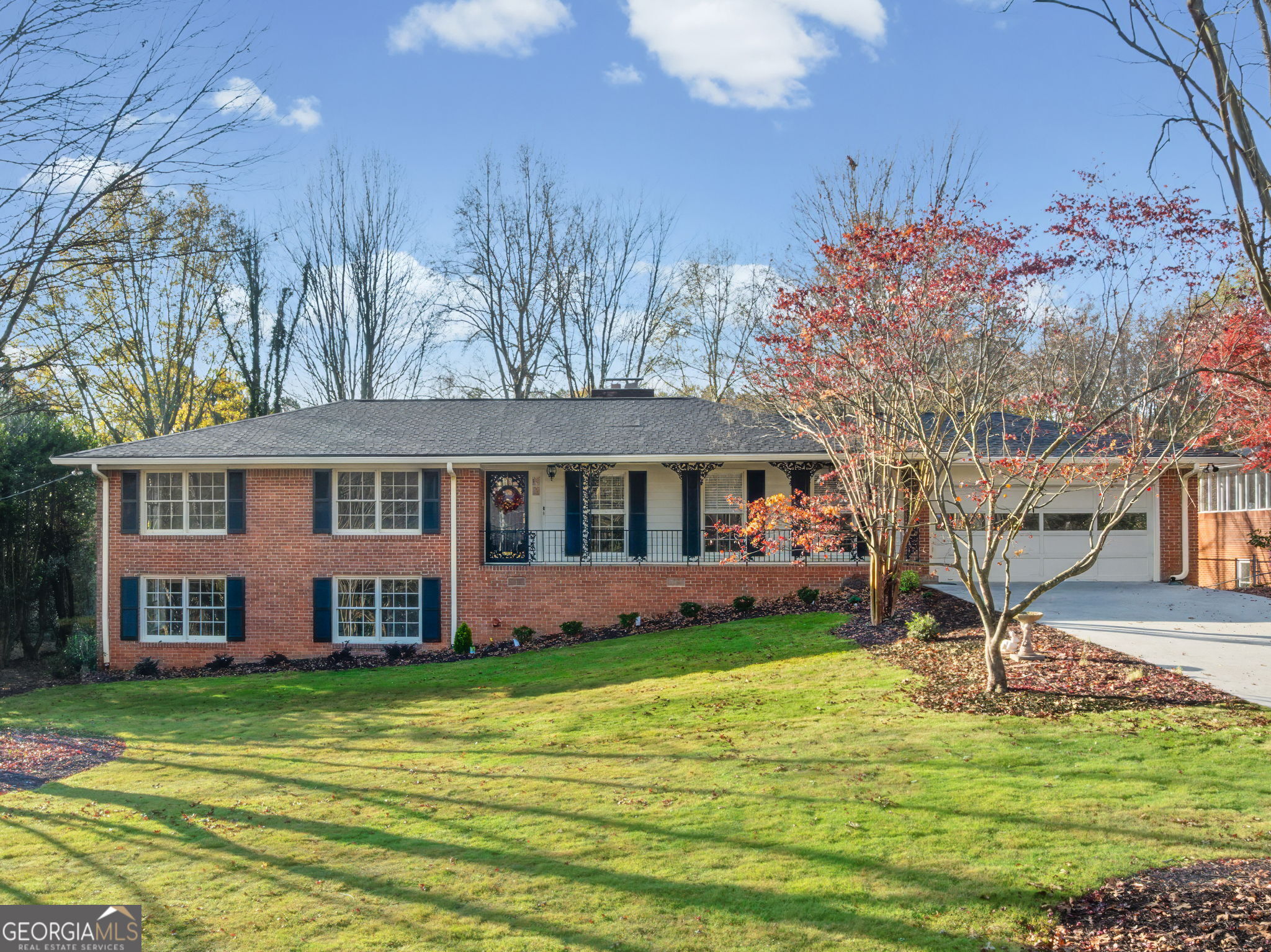 2667 FONTAINEBLEAU DR