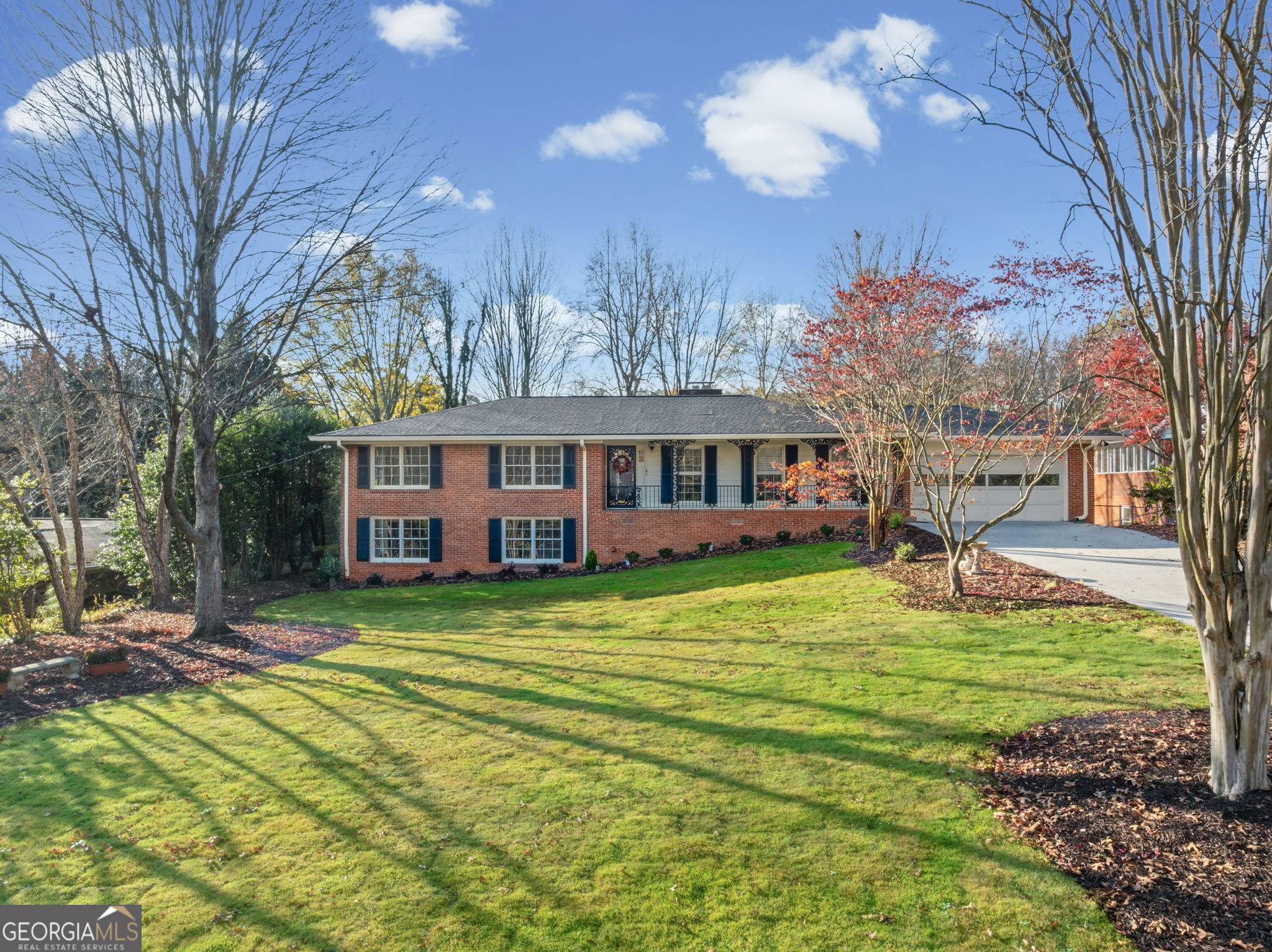 2667 FONTAINEBLEAU DR