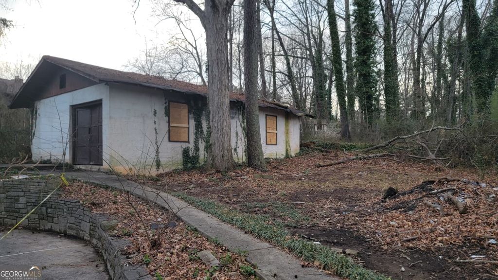 Photo of 4585 Spring Valley Pkwy, COLLEGE PARK, GA 30349 (MLS # 10706035)