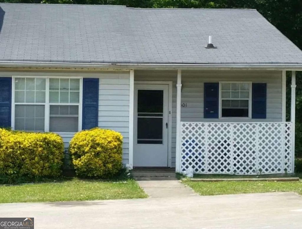 Photo of 8501 Westchester Drive, Douglasville, GA 30134 (MLS # 10654128)