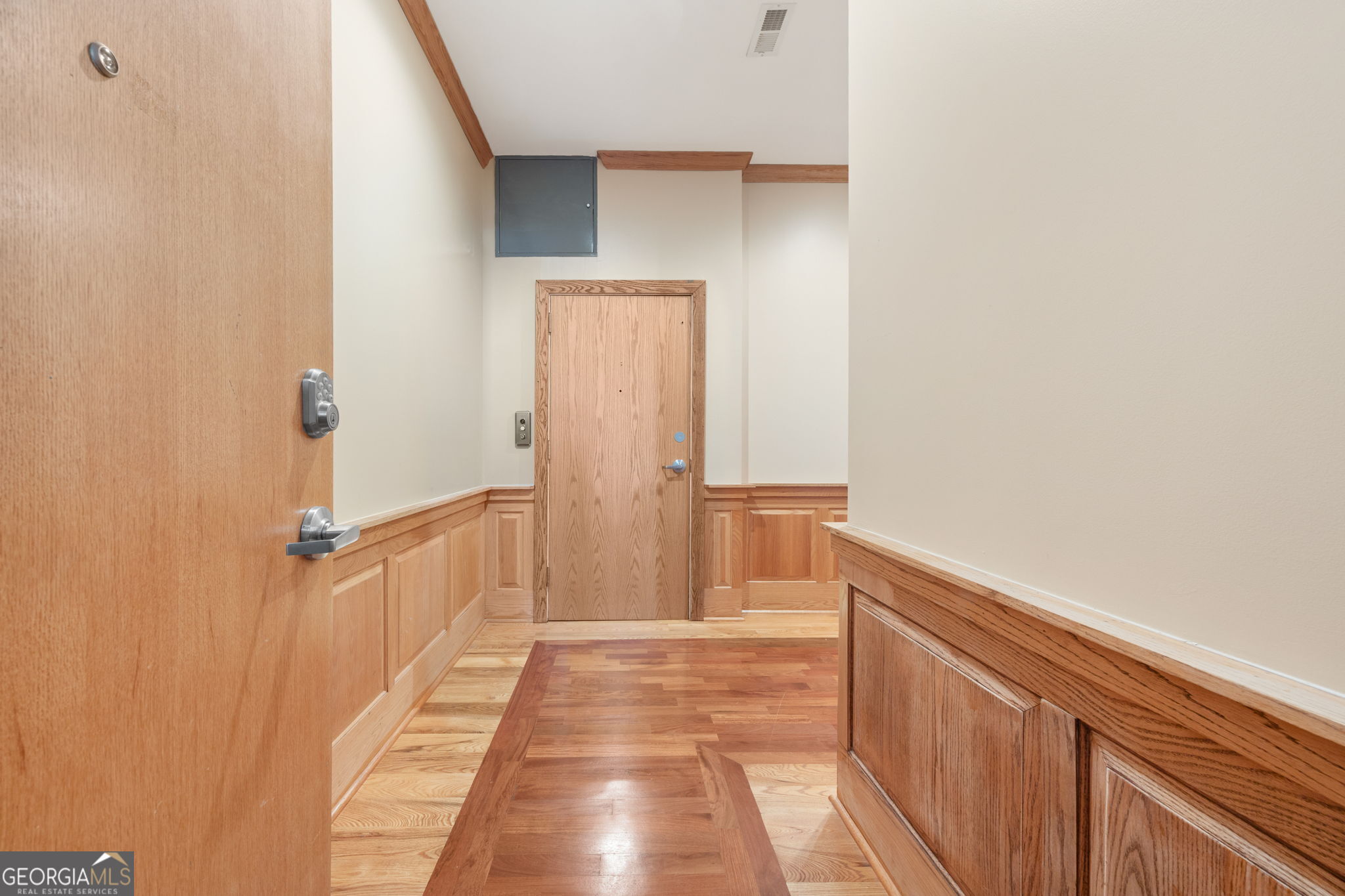 384 Ralph Mcgill BLVD NE 308