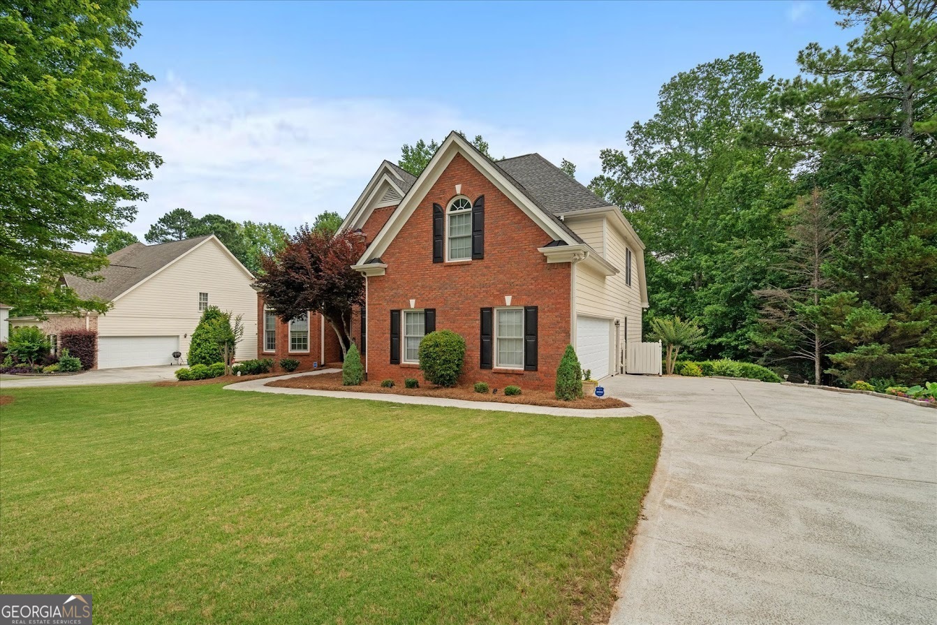 1012 Chestnut Creek DR