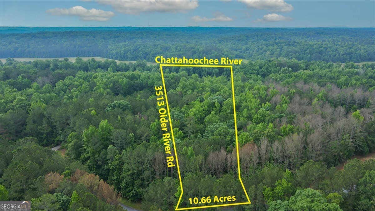 Escape to the tranquility of the countryside and discover a haven of peace on the Chattahoochee River. With your vision and the expertise of your builder, craft the perfect retreat amidst the charm of this wooded estate within the esteemed Olde River Plantation community. Spanning just over 10.62 +/- acres, embrace boundless opportunities to create your ideal home, surrounded by lush privacy. Easy access to HWY 92, Chapel Hill Road, and HWY 5 offers a simple route to I-20, Arbor Place Mall, the Atlanta Airport, as well as Lions Gate Studios.