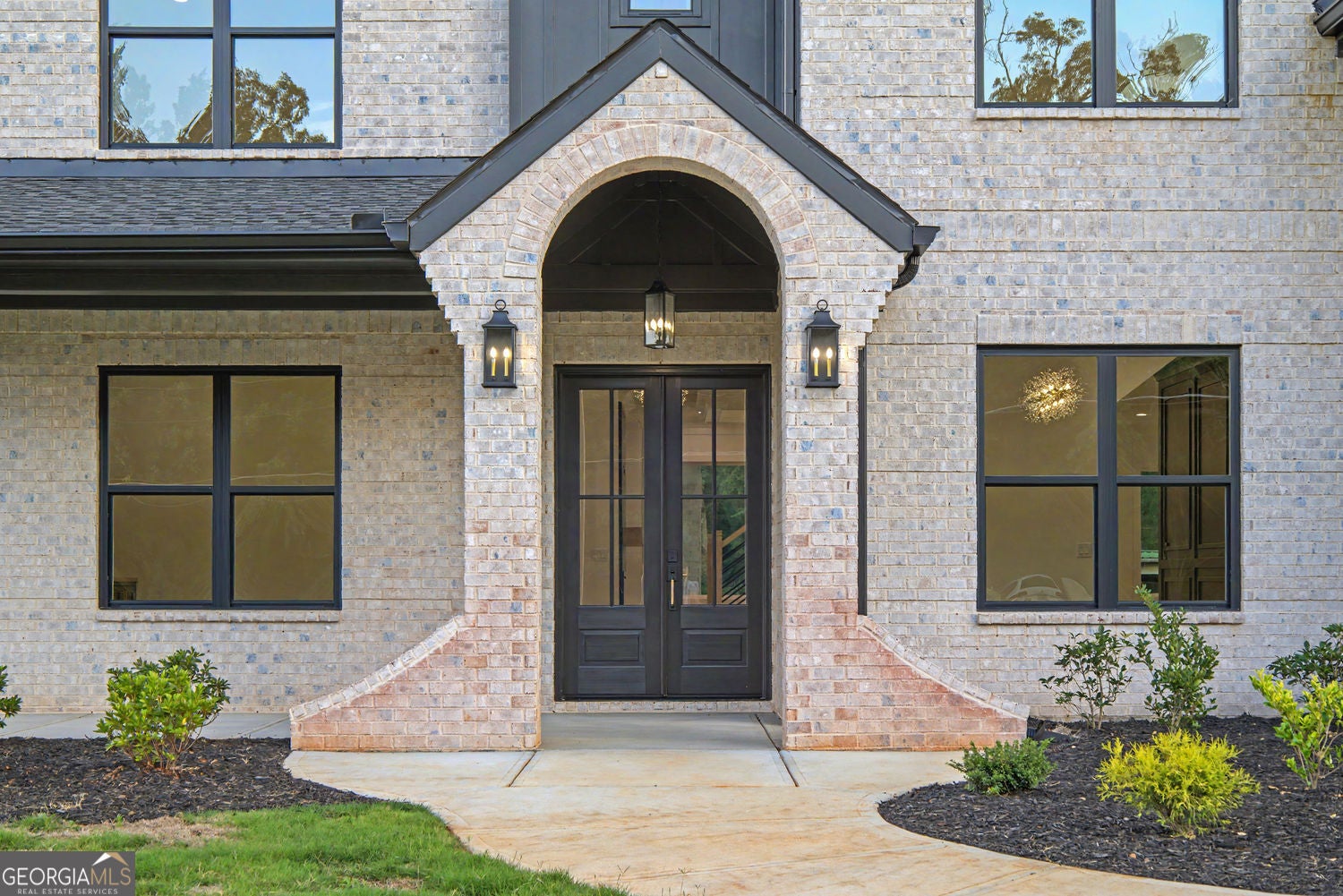 931 Stewart RD