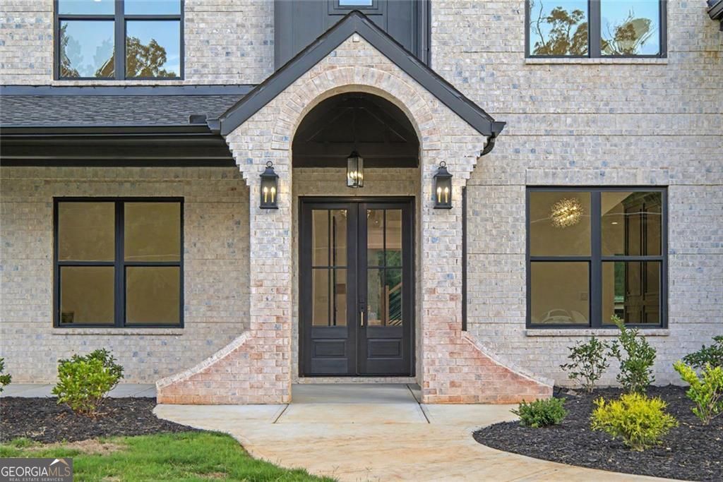 931 Stewart RD