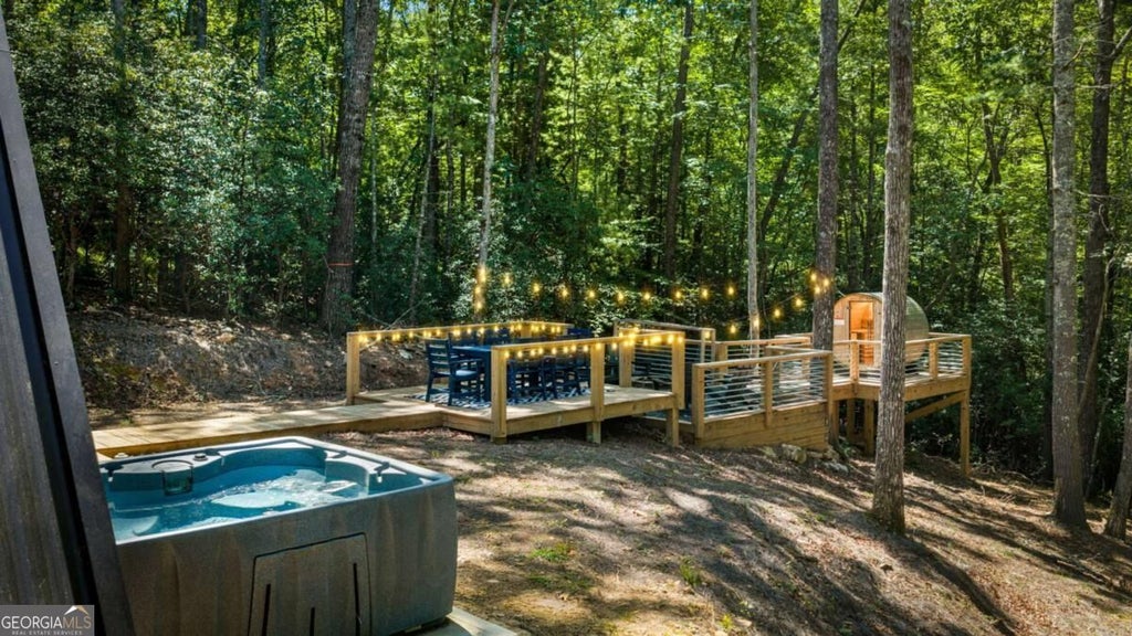 Photo of 223 Laurel Trace, Blue Ridge, GA 30513 (MLS # 10838627)