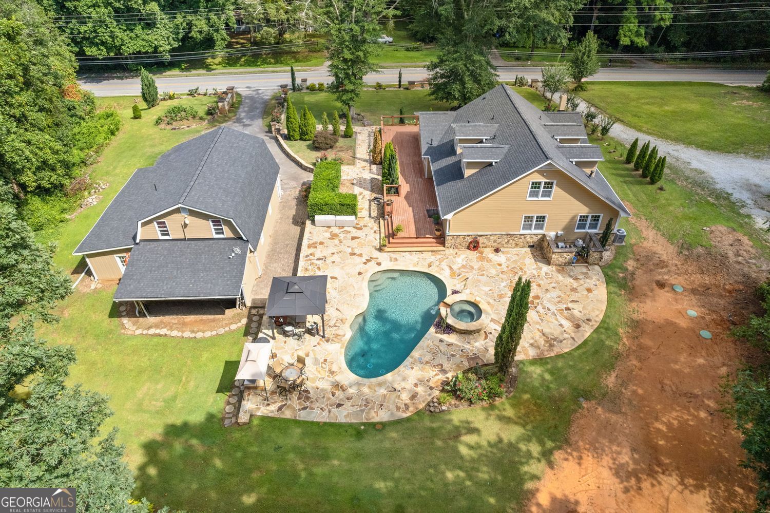 Photo 1 of 68 — 335 Level Creek RD, Sugar Hill, GA 30518