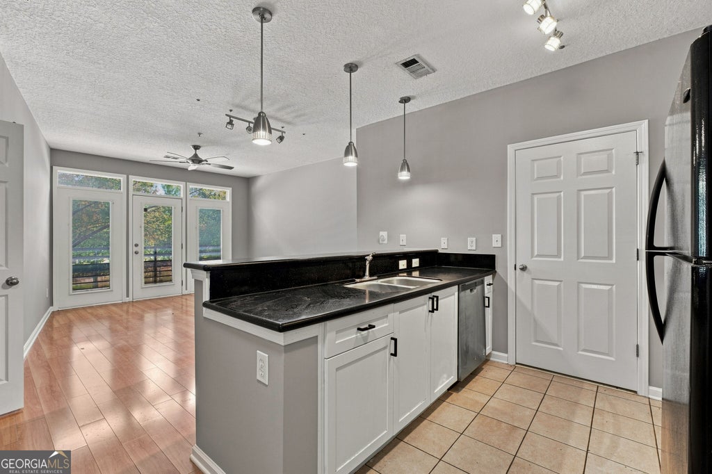 Photo of 400 17th Street NW #1247, Atlanta, GA 30363 (MLS # 10833988)