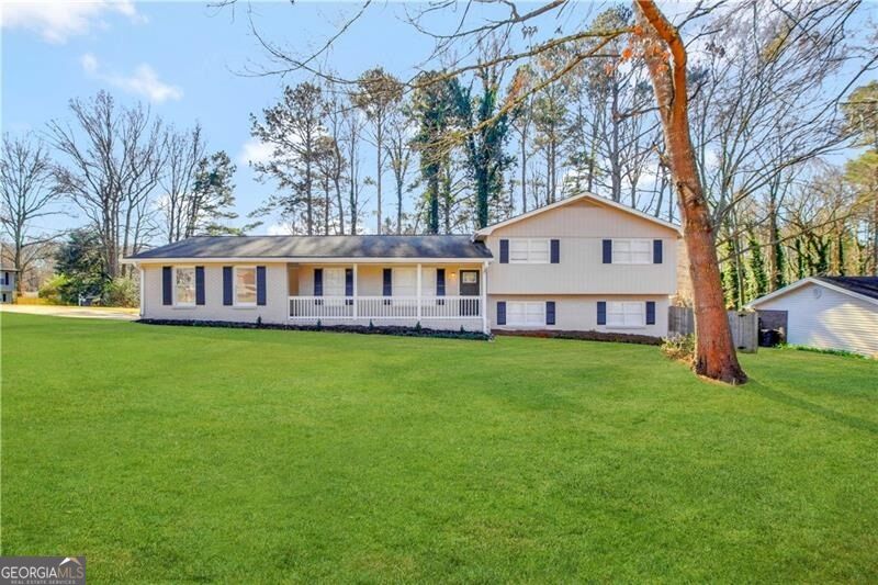 Photo of 4920 Duncan Drive, Powder Springs, GA 30127 (MLS # 10832855)
