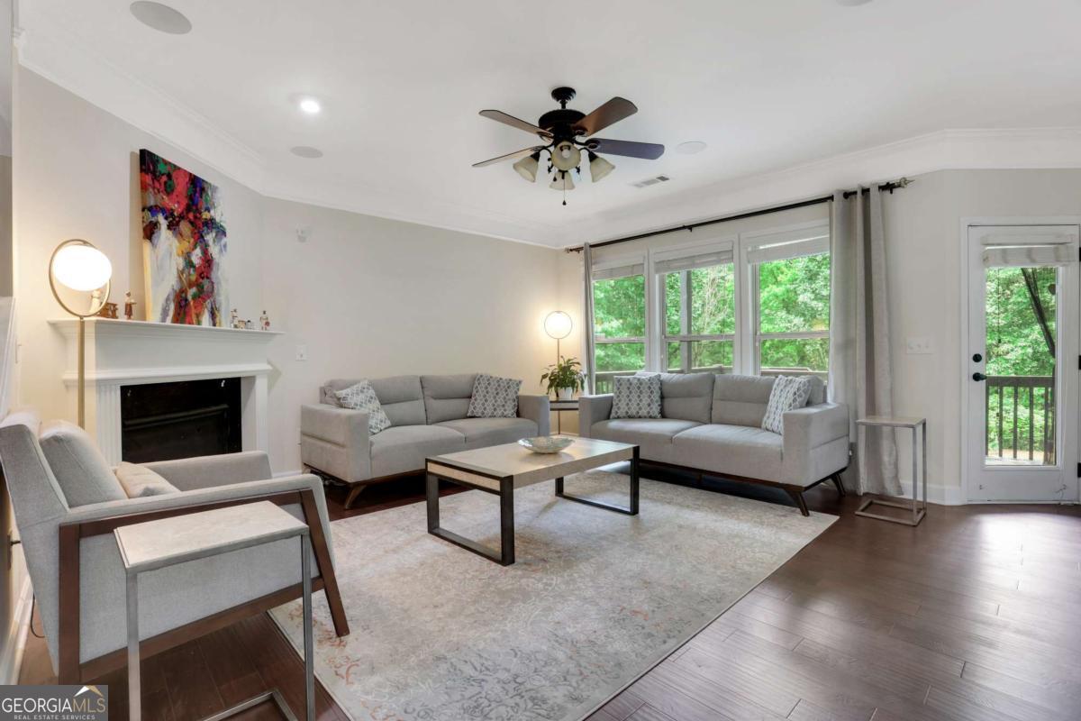 1105 Sterling Brooke DR