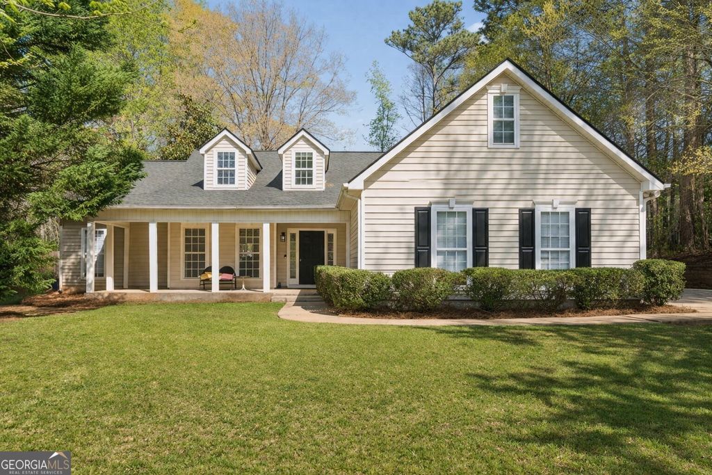 Photo of 4013 E Point Court, Mcdonough, GA 30253 (MLS # 10724251)